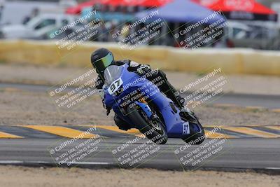 media/Jan-15-2023-SoCal Trackdays (Sun) [[c1237a034a]]/Turn 2 Set 1 (1145am)/